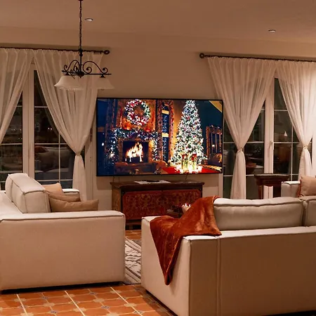 Villa Bujtina E Diellit Boutique Tirana