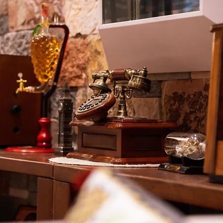 Villa Bujtina E Diellit Boutique