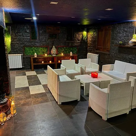 Villa Bujtina E Diellit Boutique