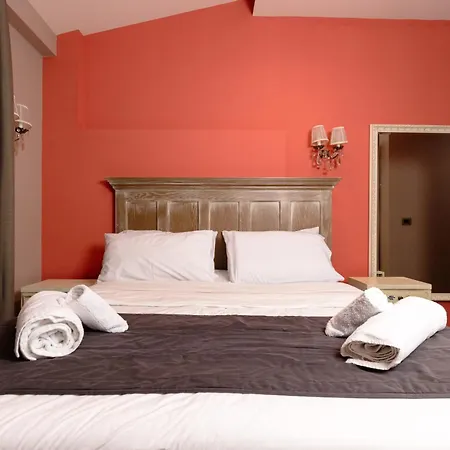 Villa Bujtina E Diellit Boutique