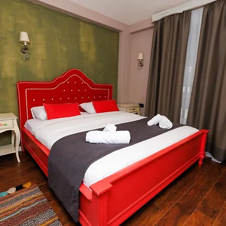 Villa Bujtina E Diellit Boutique
