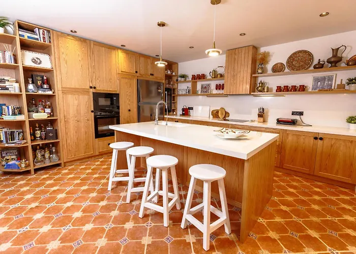 Villa Bujtina E Diellit Boutique